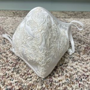 Bridal face mask